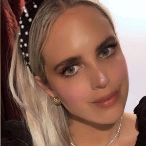 Meet your Posher, Zoe